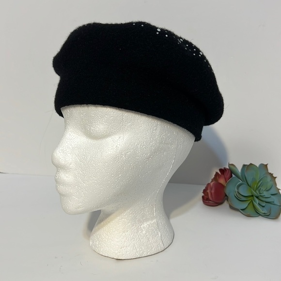 Magid Hats Womens Sequenced Black Bling Winter Wool Blend Beanie - Picture 3 of 8